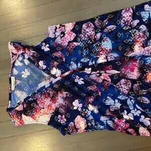 Dana Buchman sleeveless blouse